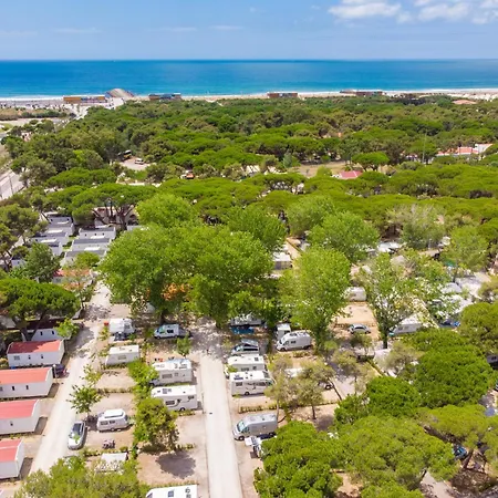 Parque De Campismo Orbitur Costa De Caparica