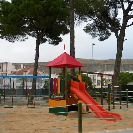 Kamp alanı Parque De Campismo Orbitur 3*